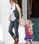 Amy Adams And Family Out For Lunch In West Hollywood