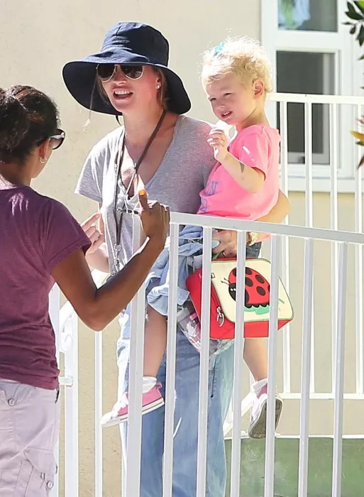 Rebecca Gayheart picks up her daughter Billie Dane from school in Los Angeles, CA on October 15th, 2012. Rebecca Gayheart picks up her daughter Billie Dane from school in Los Angeles, CA on October 15th, 2012.