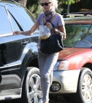 Exclusive... Kimberly Stewart Takes Delilah To A Class