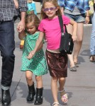 Ben Affleck takes his daughter Violet and Seraphina to Barnes & Noble book store in Santa Monica, California on October 6, 2012.