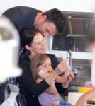 Ben Affleck and Jennifer Garner Take the Girls to Cake Mix