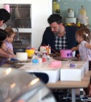 Ben Affleck and Jennifer Garner Take the Girls to Cake Mix