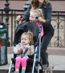 Sarah Jessica Parker Takes The Kids To School