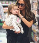 Victoria Beckham & Harper Go Shopping