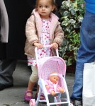 Sarah Jessica Parker & Family Take A Stroll Through New York