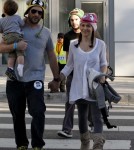 Alyssa Milano And Son Milo Are Big Yo Gabba Gabba Fans!