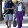 Exclusive... Elizabeth Banks And Family Out For Breakfast