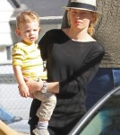 Exclusive... Elizabeth Banks Takes Son Felix To The Park