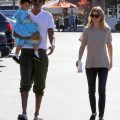 Ellen Pompeo and Chris Ivery Take Stella Shopping