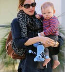 Semi-Exclusive... Jennifer Garner Takes Samuel To See The Doctor