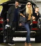 Exclusive... Kimberly Stewart at the Mall with Daughter Delilah and a Mystery Man