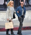 Pregnant Malin Akerman & Roberto Go Shopping