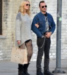 Pregnant Malin Akerman & Roberto Go Shopping