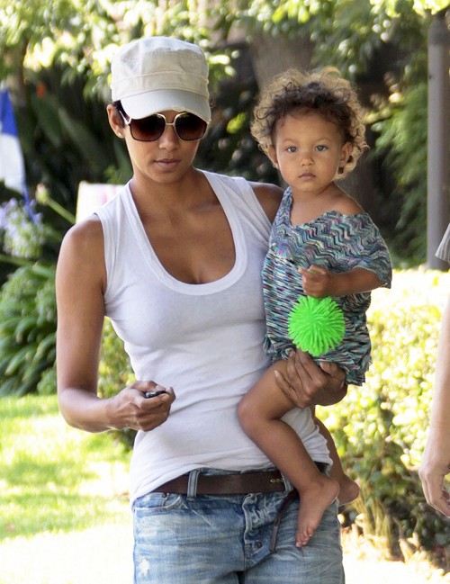 Halle Berry Loses Custody Battle, Dad Gabriel Aubrey Won't Have To Fly To France To See Nahla