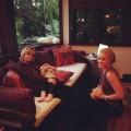 Pink Tweets Thanksgiving