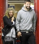 Pregnant Shakira & Gerard Pique Out On A Movie Date