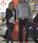 Pregnant Shakira & Gerard Pique Out On A Movie Date