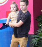 Semi-Exclusive... Victoria Beckham Takes Her Kids To Universal City Walk