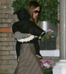 Victoria Beckham Takes The Kids To Visit Gordon Ramsay