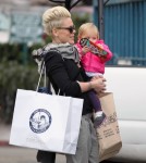 Exclusive... Pink & Willow Christmas Shopping In Malibu