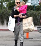 Exclusive... Pink & Willow Christmas Shopping In Malibu