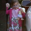 Ben Affleck Takes His Mom & Daughter To Breakfast