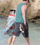Channing Tatum & Jenna Dewan Enjoy A Stroll On The Beach