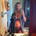 jessica-simpson-2nd-baby-bump-bikini