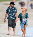 Semi-Exclusive... Jessica Simpson & Eric Johnson Take A Romantic Stroll On The Beach