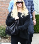 Jessica Simpson & Eric Johnson Have Lunch In Calabasas
