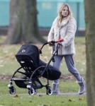Exclusive... Sienna Miller Takes Marlowe For A Walk
