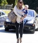 Visiting A Friend Is Just The Trip Hilary Duff And Son Luca Comrie Want To Make