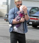 Chris Hemsworth & Elsa Pataky Take India Out For Lunch At Kreation Kafe