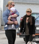 Chris Hemsworth & Elsa Pataky Take India Out For Lunch At Kreation Kafe