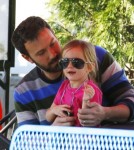 Ben Affleck & Jennifer Garner Take Their Daughters Ice Skating