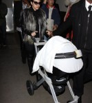 Kourtney Kardashian Returns To Los Angeles