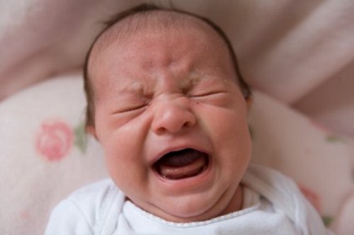 newborn-crying (500 x 332)