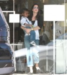 Sandra Bullock & Louis Shop For Lights
