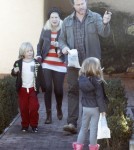Exclusive... Tori Spelling Takes The Kids To See The Dentist