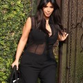 Pregnant Kim Kardashian Leaves Her Home