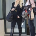 Exclusive... Pregnant Jessica Simpson Leaving The Camuto Group Offices
