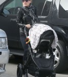 Exclusive... Anna Paquin Takes Her Twins Costume Shopping