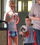 Britney Spears Takes Her Pets To A Dog Hotel