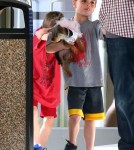 Britney Spears Takes Her Pets To A Dog Hotel