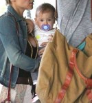 Chris Hemsworth And Family At A Hotel In Santa Monica