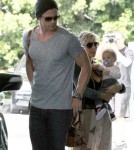 Chris Hemsworth And Family At A Hotel In Santa Monica