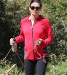 Pregnant Jenna Dewan Takes Her Dogs To Runyon Canyon