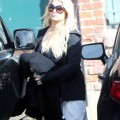 Exclusive... Pregnant Jessica Simpson Out And About In Los Angeles