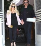 Pregnant Jessica Simpson Leaving The Ivy