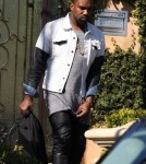 Semi-Exclusive... Pregnant Kim Kardashian Leaving Her Home